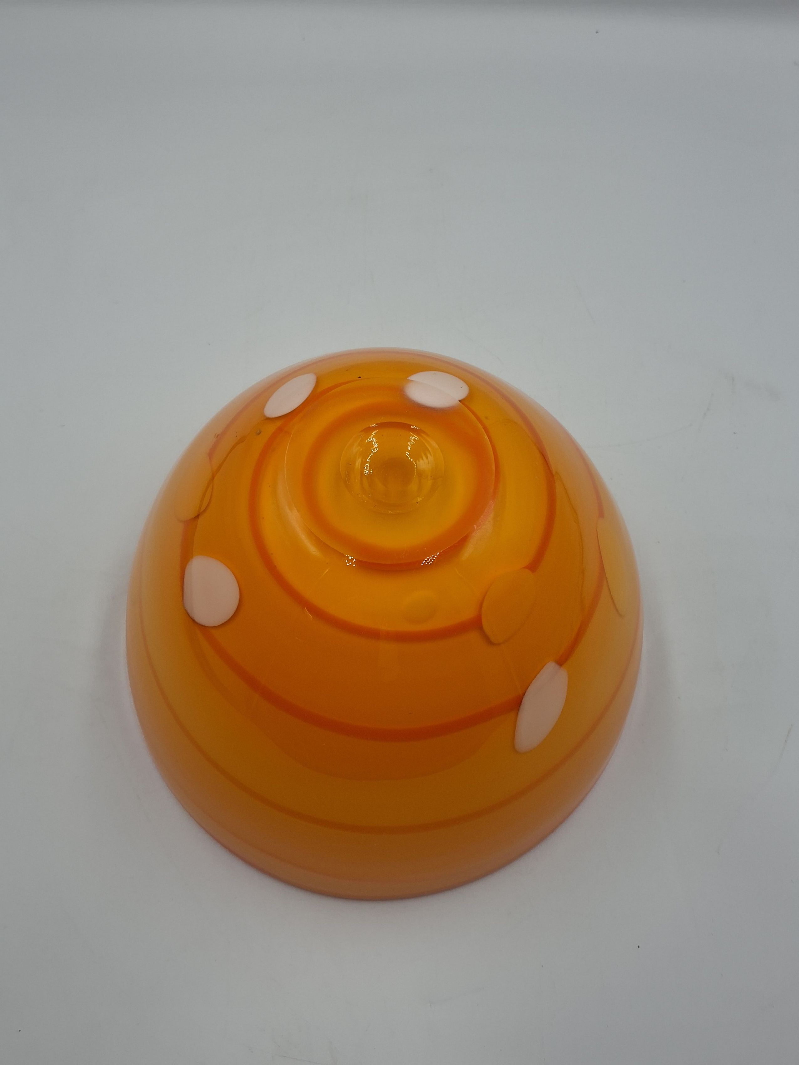 Orange glasskål